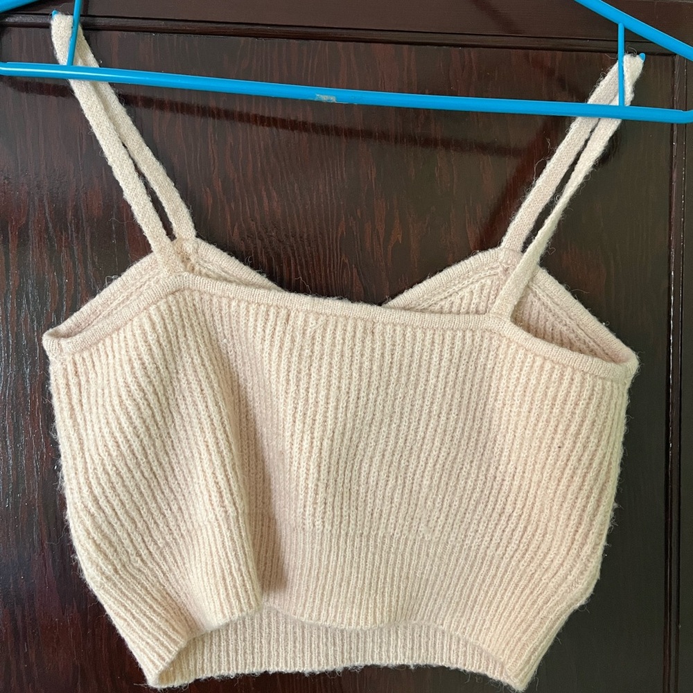 Active Usa Cream Ribbed Crop Top - Picture 2 of 5